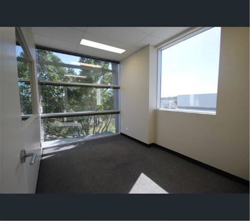 SUITE 9 “THE HUB” CNR 6