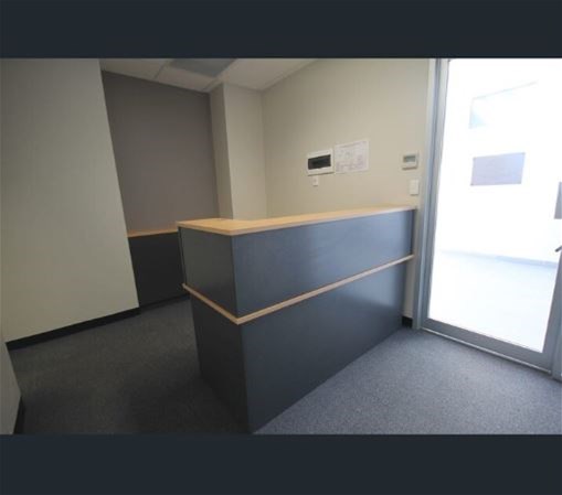 SUITE 9 “THE HUB” CNR 3