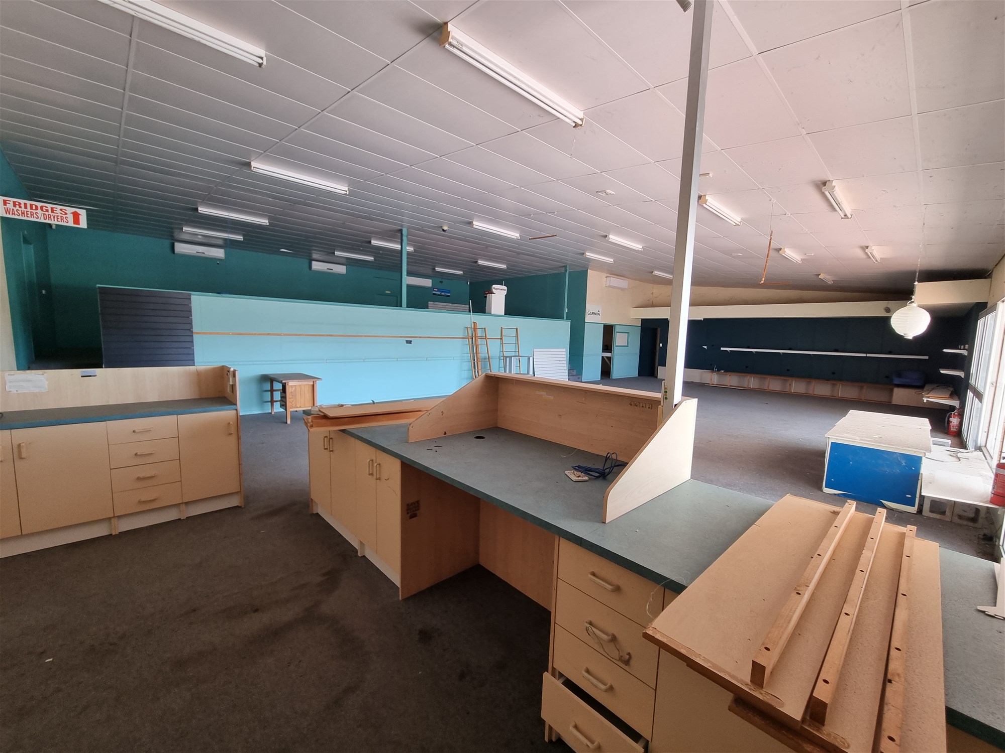 Prime Location – Retail Shop 7