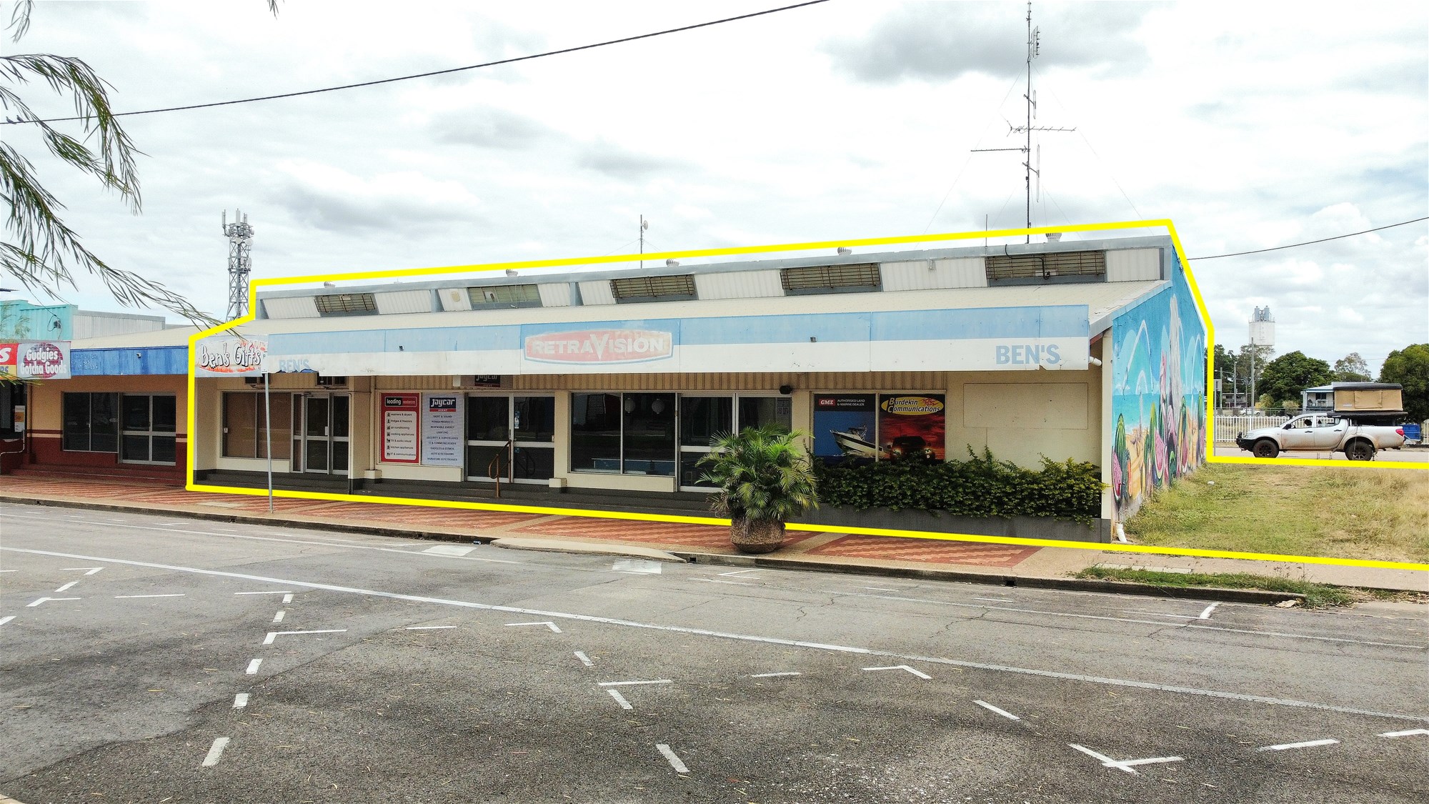 Prime Location – Retail Shop | Showroom | Offices