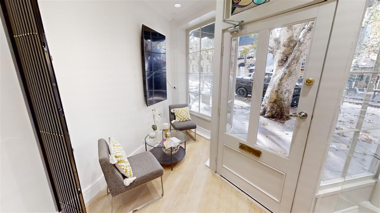 Prime Commercial Space for Lease: 3