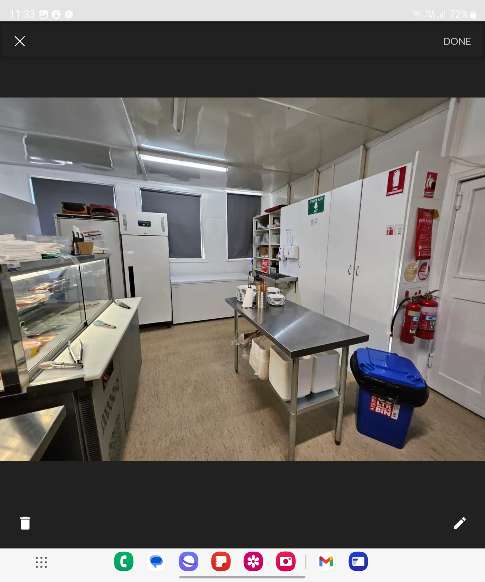 Country Shop with3 bedroom esidence 7