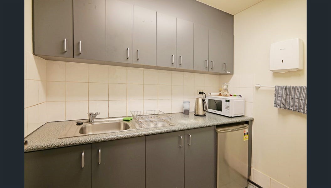 “Top Floor Prime Office Space 10
