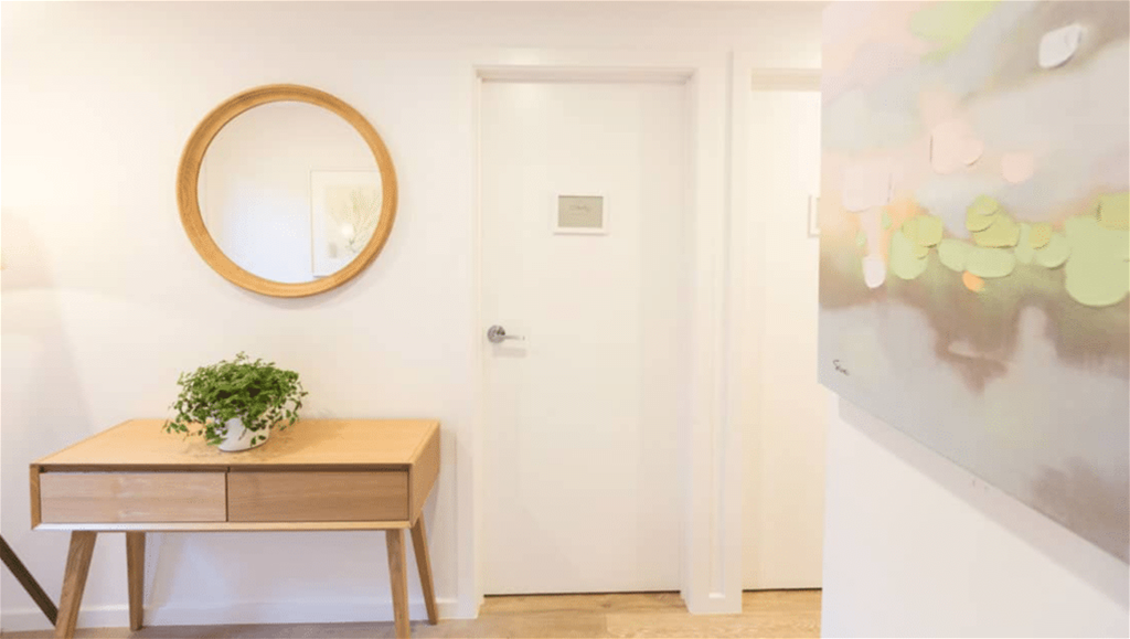 CLINIC ROOM & SUTUDIO FOR 8