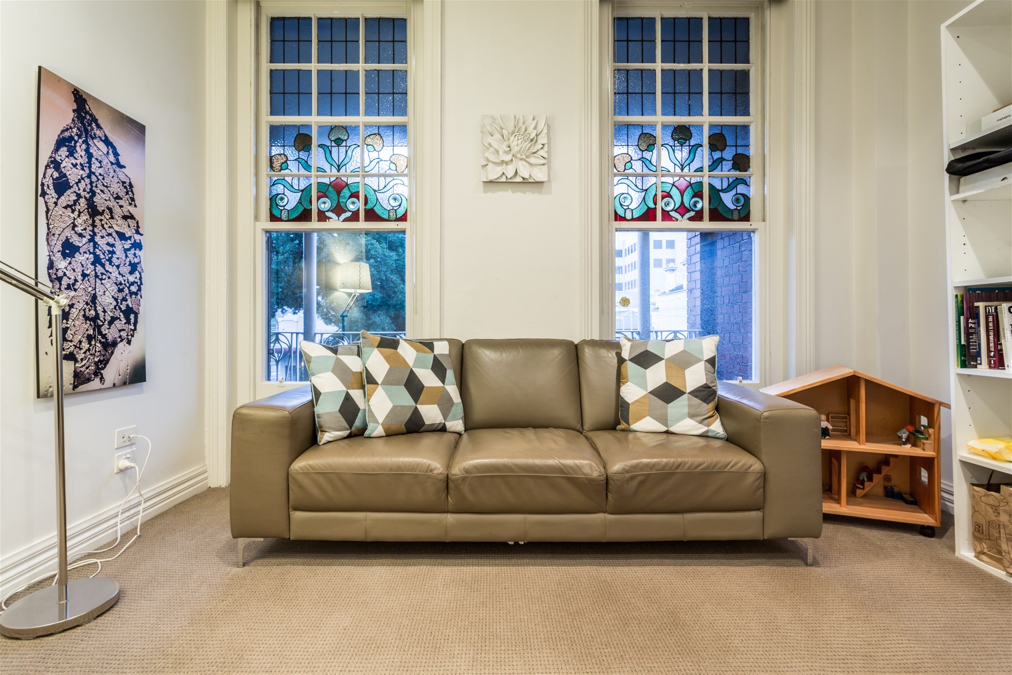 Professional suites available for lease 3