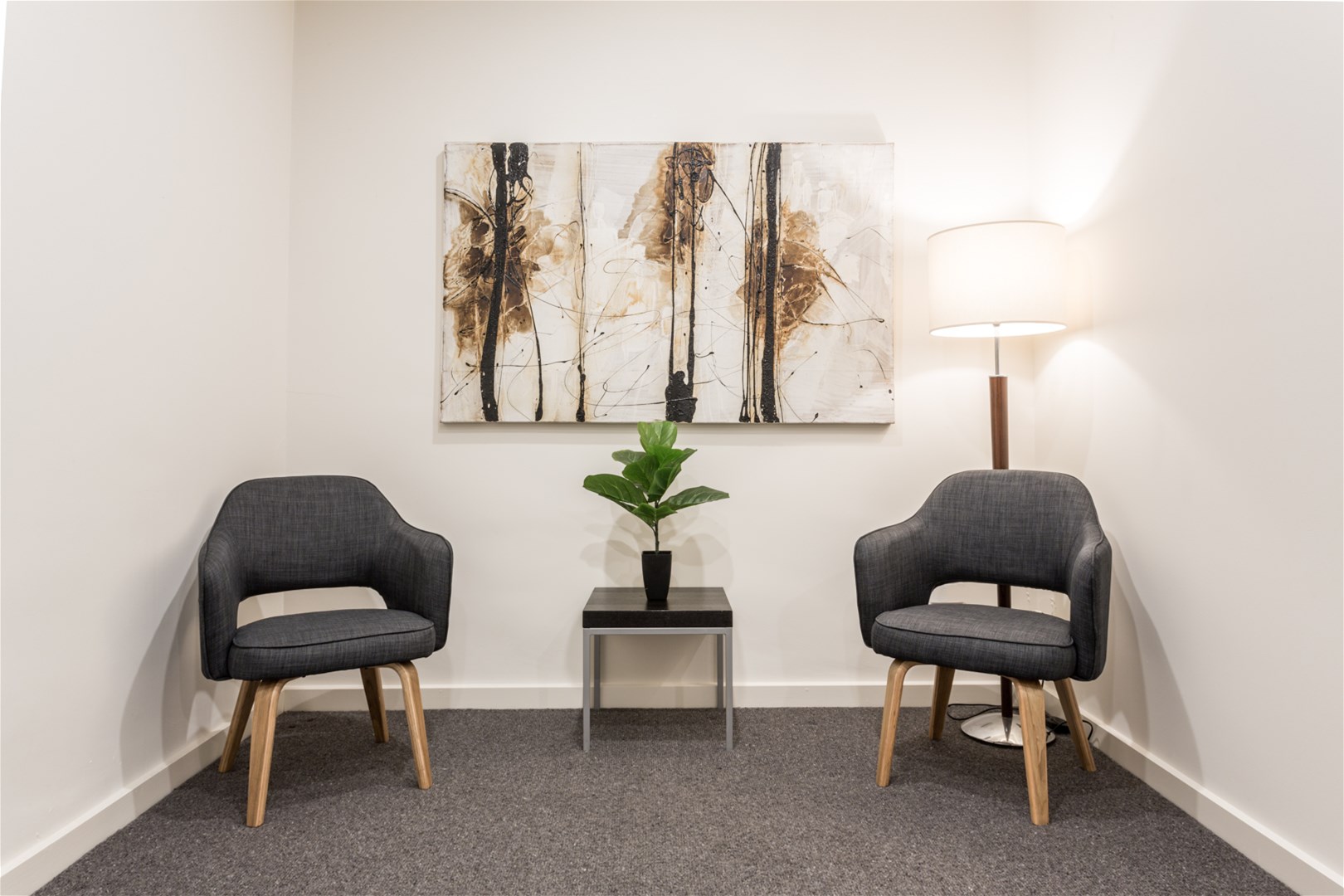 Professional suites available for lease 7