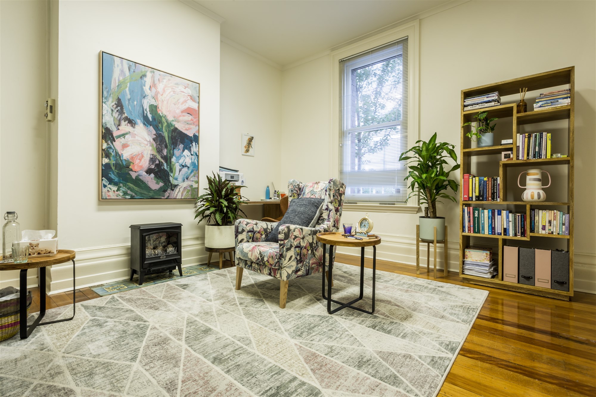 Professional suites available for lease