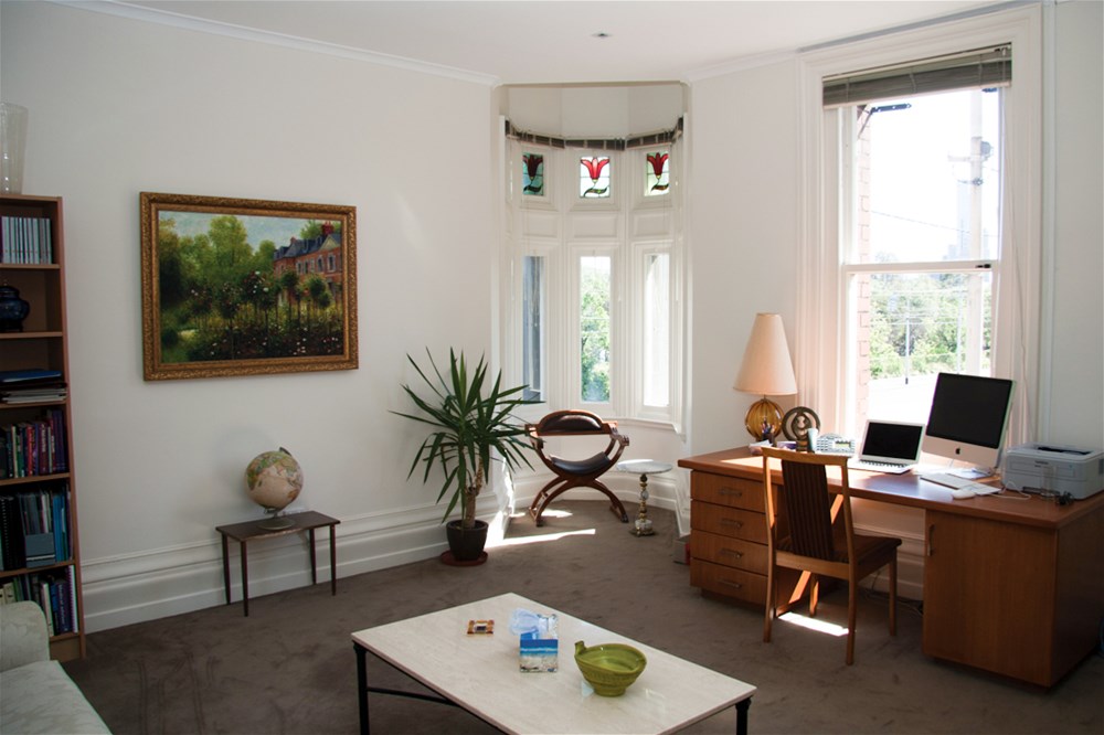 Professional suites available for lease 5