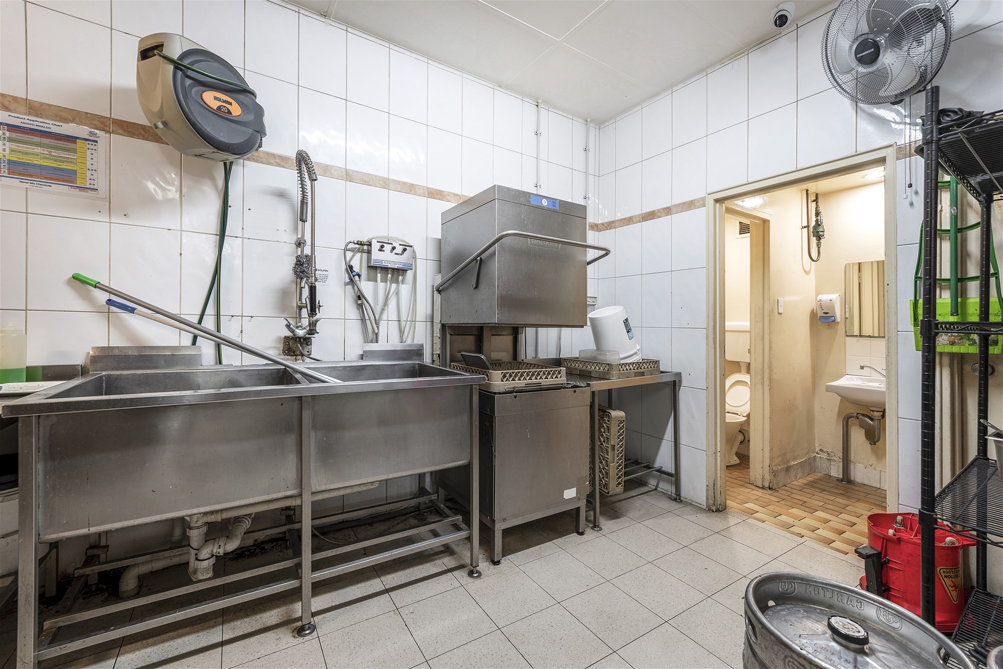 OUTSTANDING OPPORTUNITY NEAR NEW ITALIAN 48
