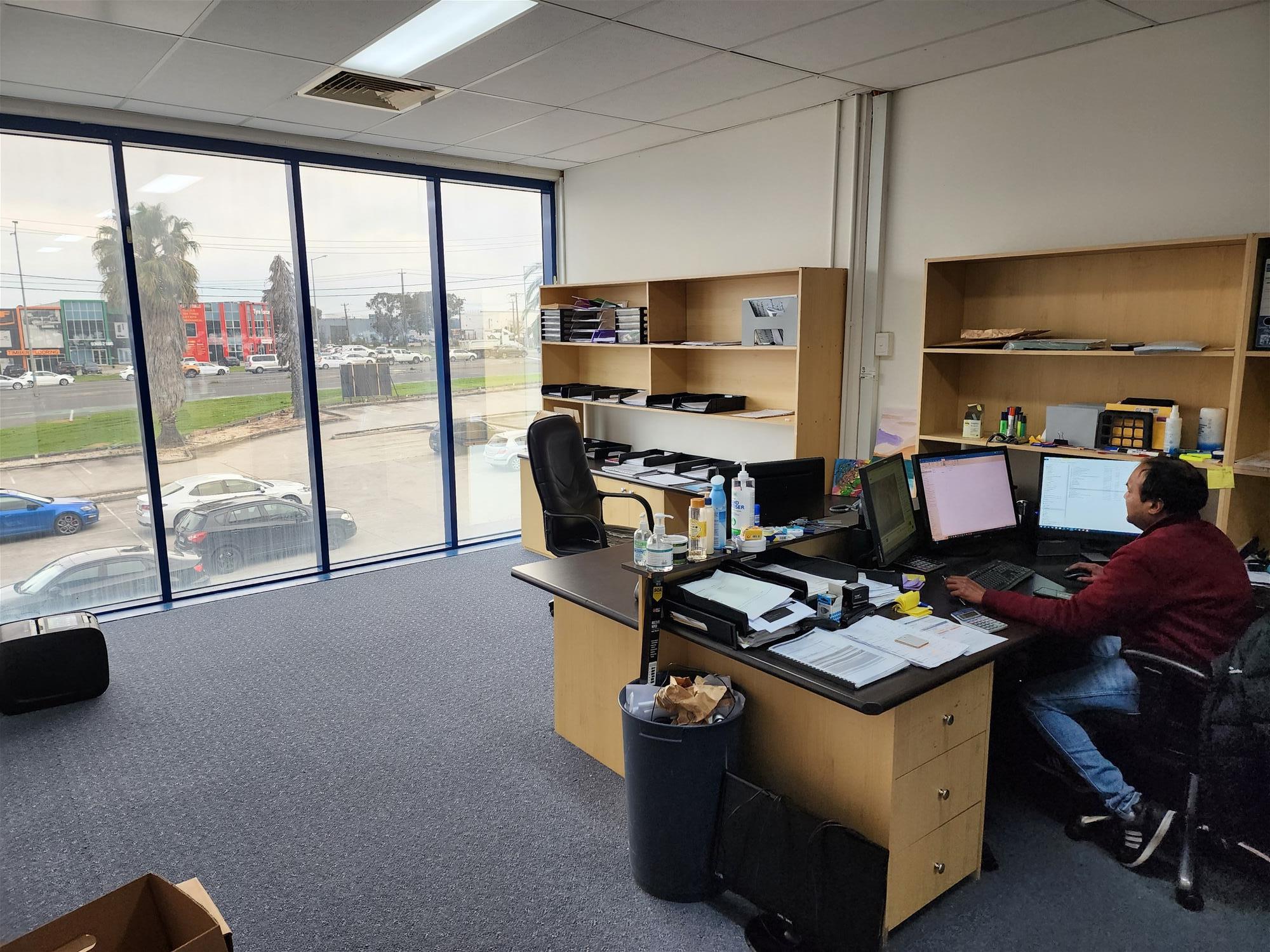 Office space/retail 6