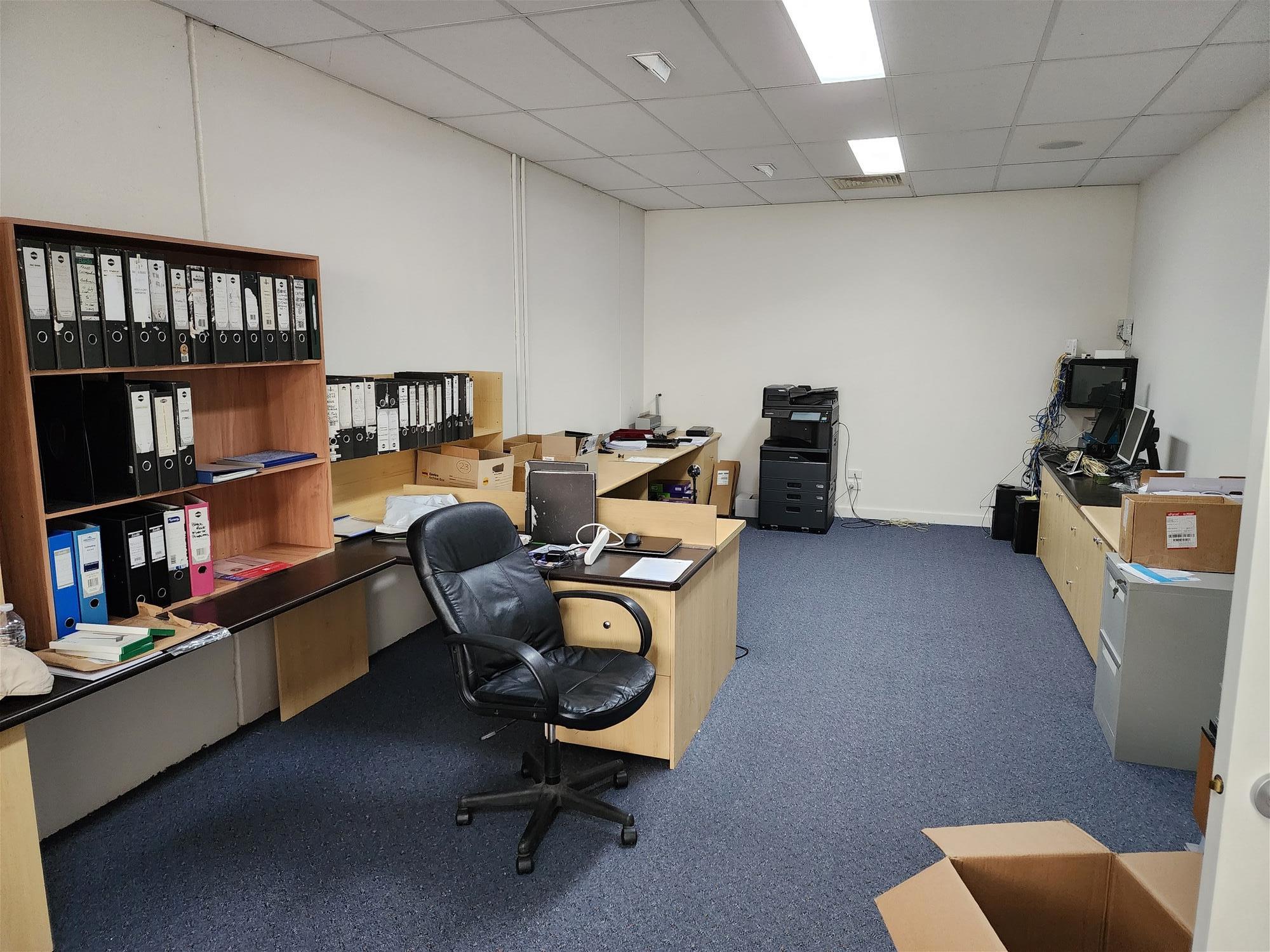 Office space/retail 7