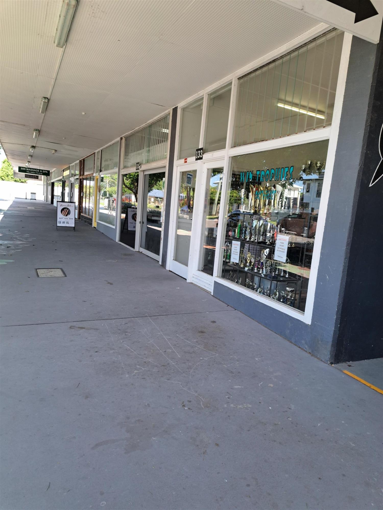 SHOP FOR LEASE @ 133 2
