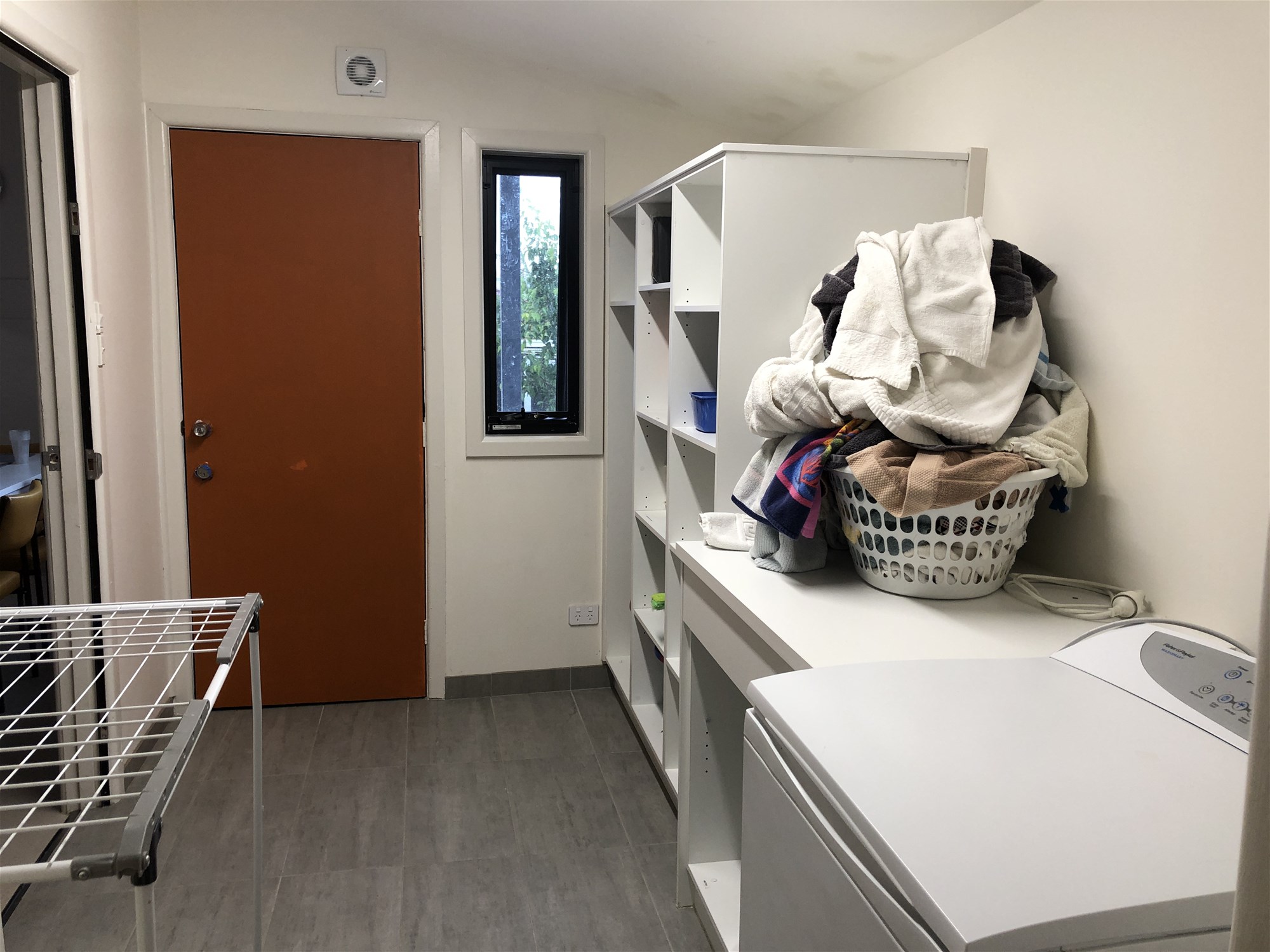 Prominent Prime Veterinary/Medical/Consulting Space Available 16