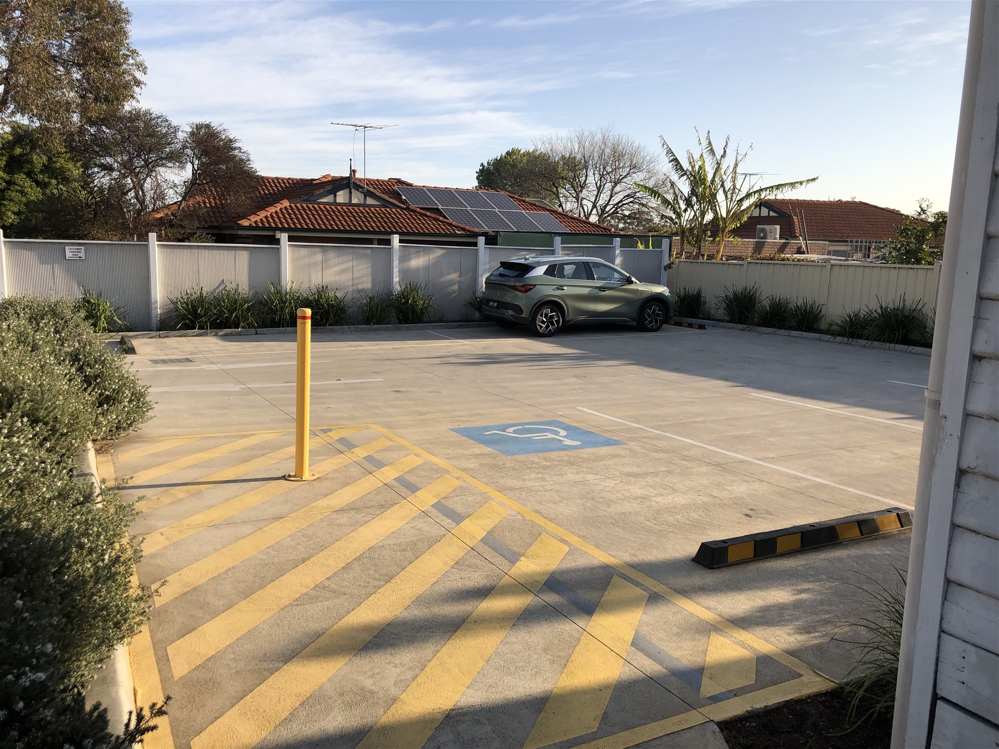 Prominent Prime Veterinary/Medical/Consulting Space Available 2