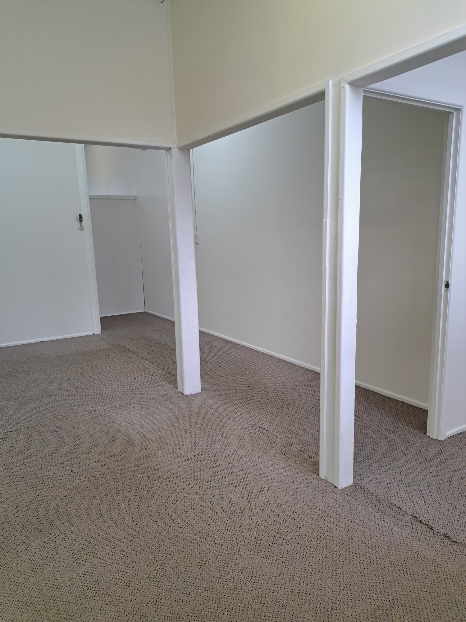 SHOP FOR LEASE @ 133 7
