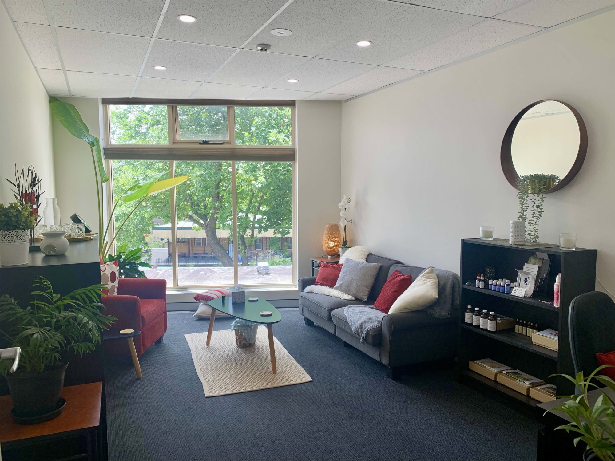 ” Professional Rooms for Lease 2