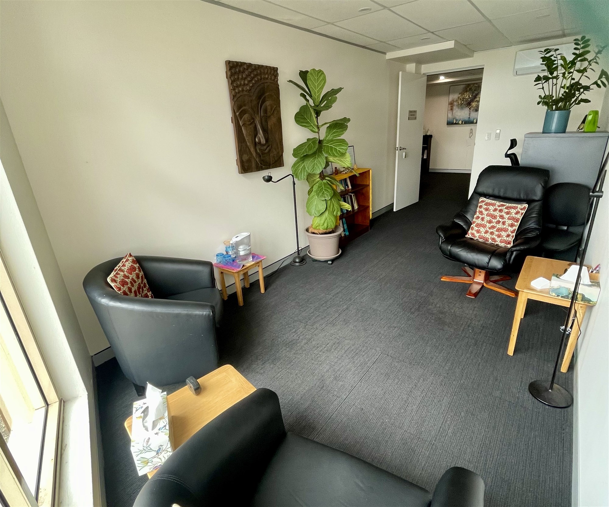 ” Professional Rooms for Lease 5