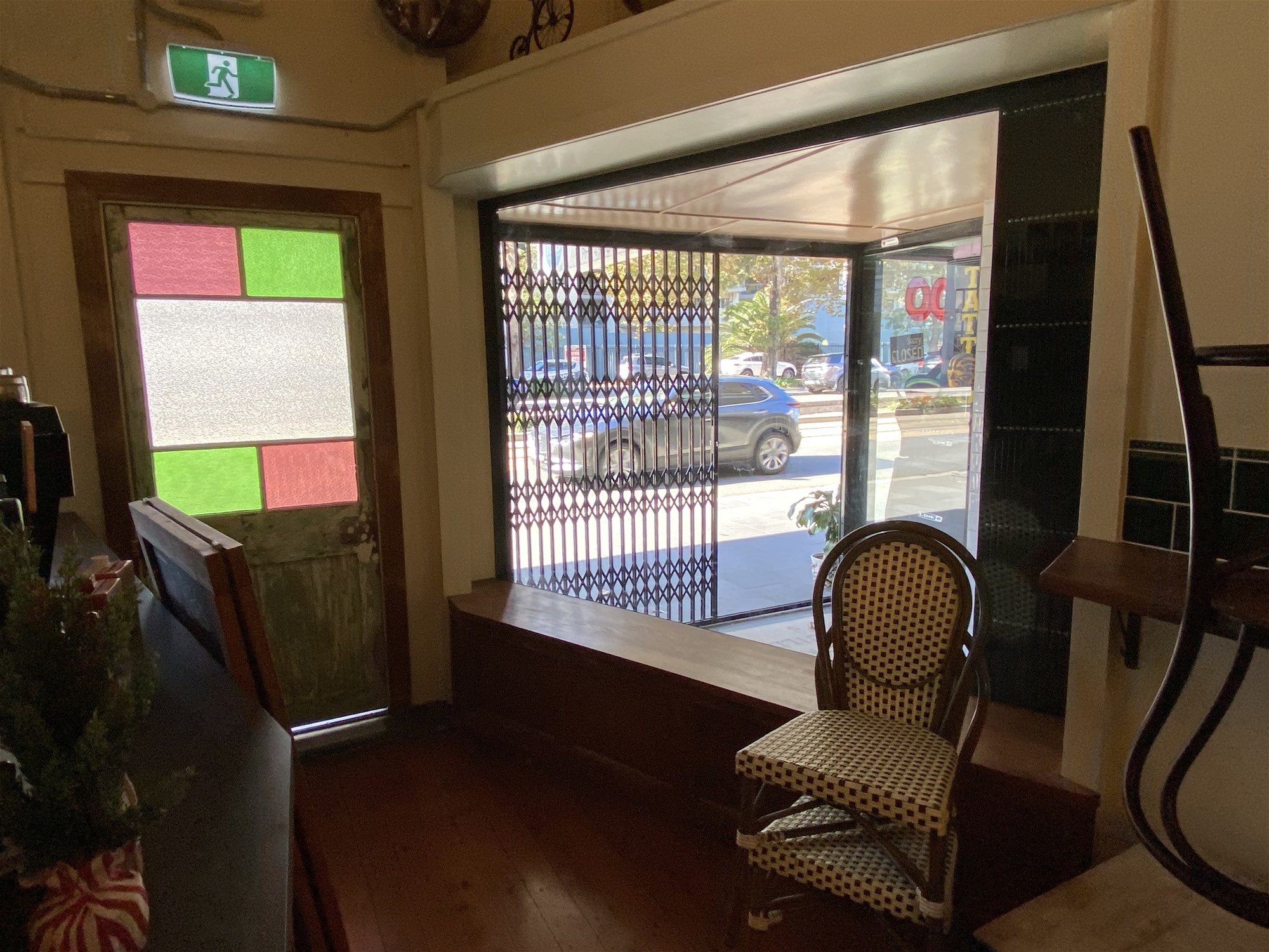 Prime CBD cafe/retail space available 4