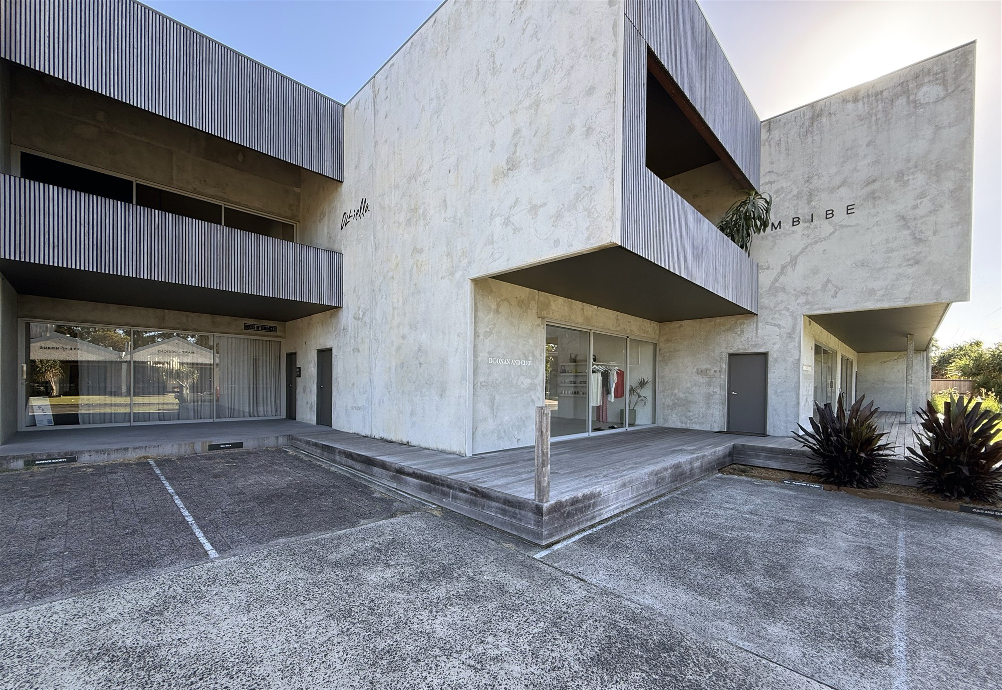 Office and Showroom 5