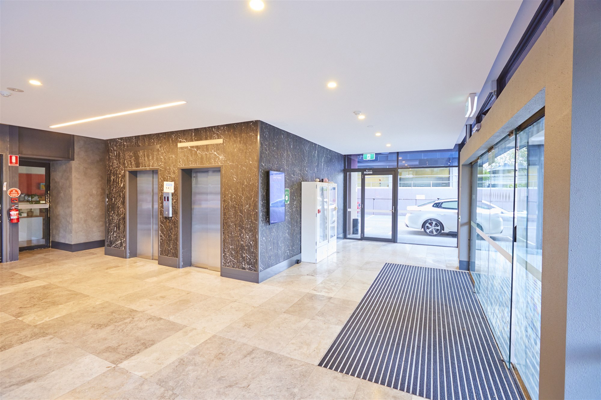 Level 3, 608 St Kilda 4