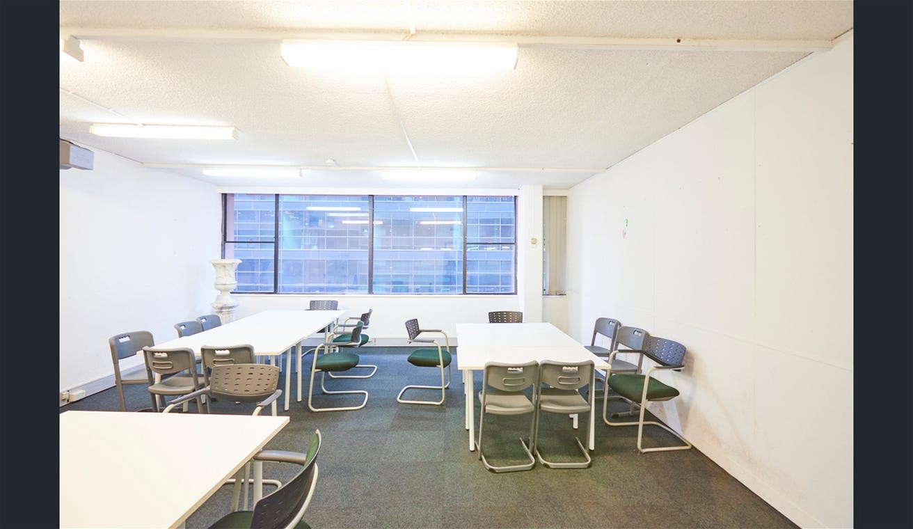 Level 3, 608 St Kilda 11