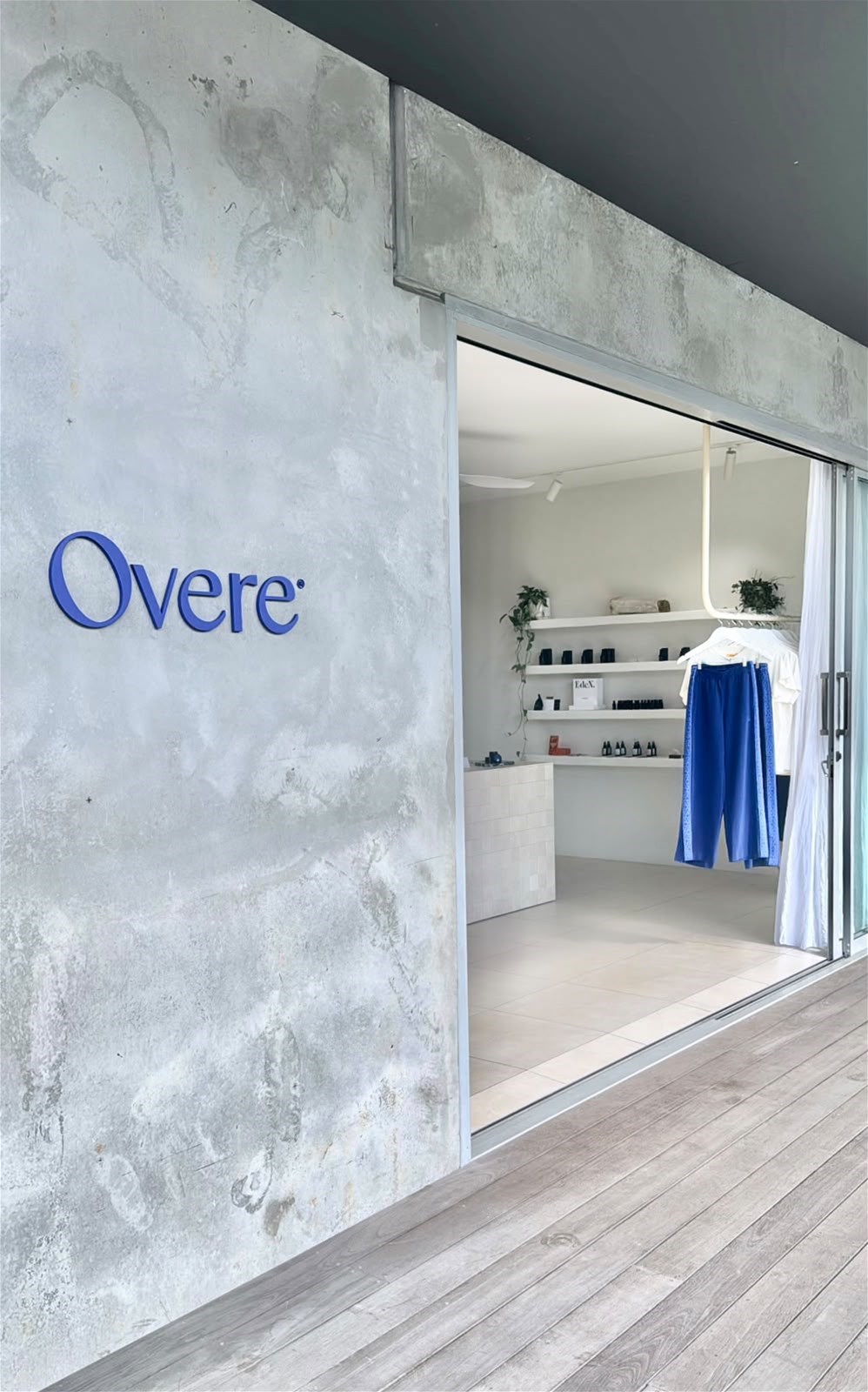 Showroom or retail space, photo 4