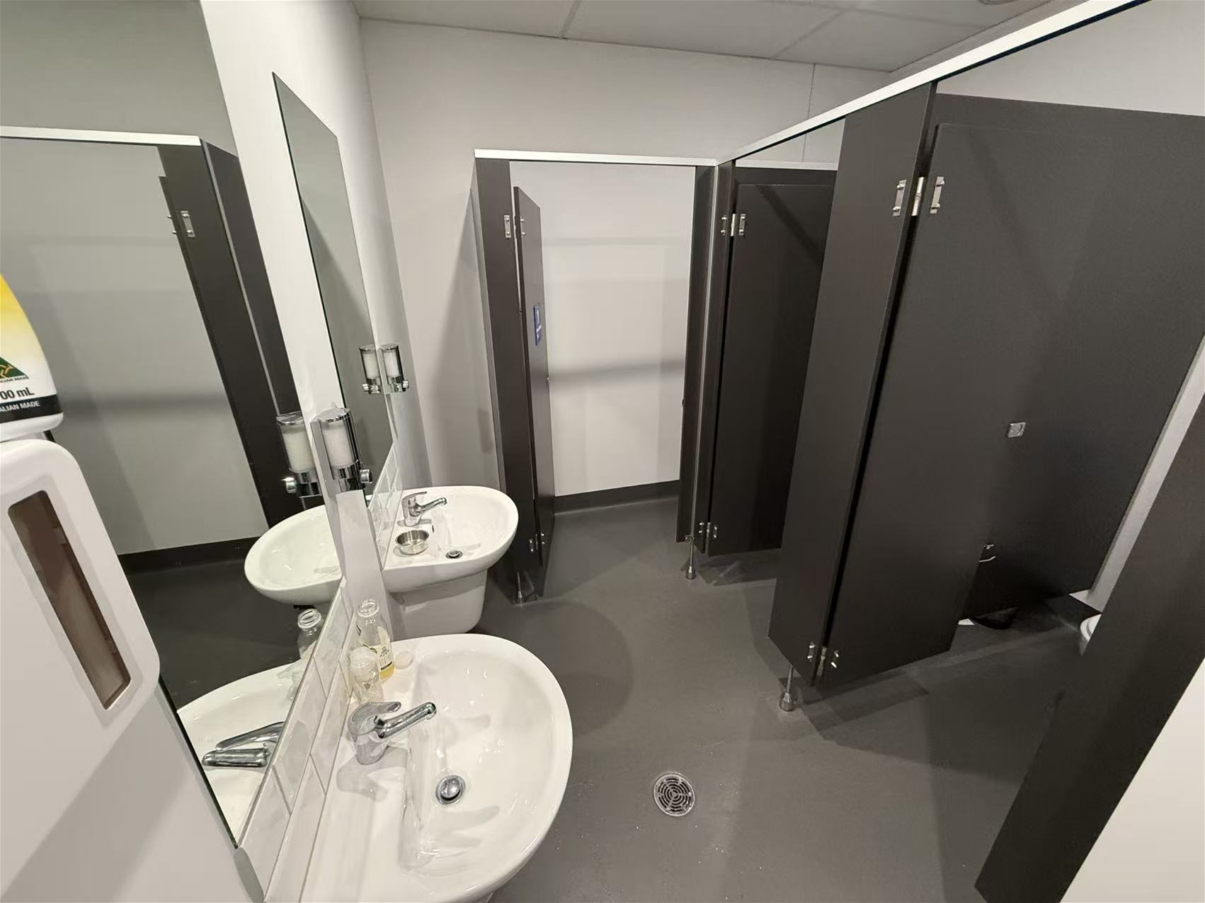 9B Certified Central Kitchen & Training Kitchen Available for Lease in Melbourne City, photo 7