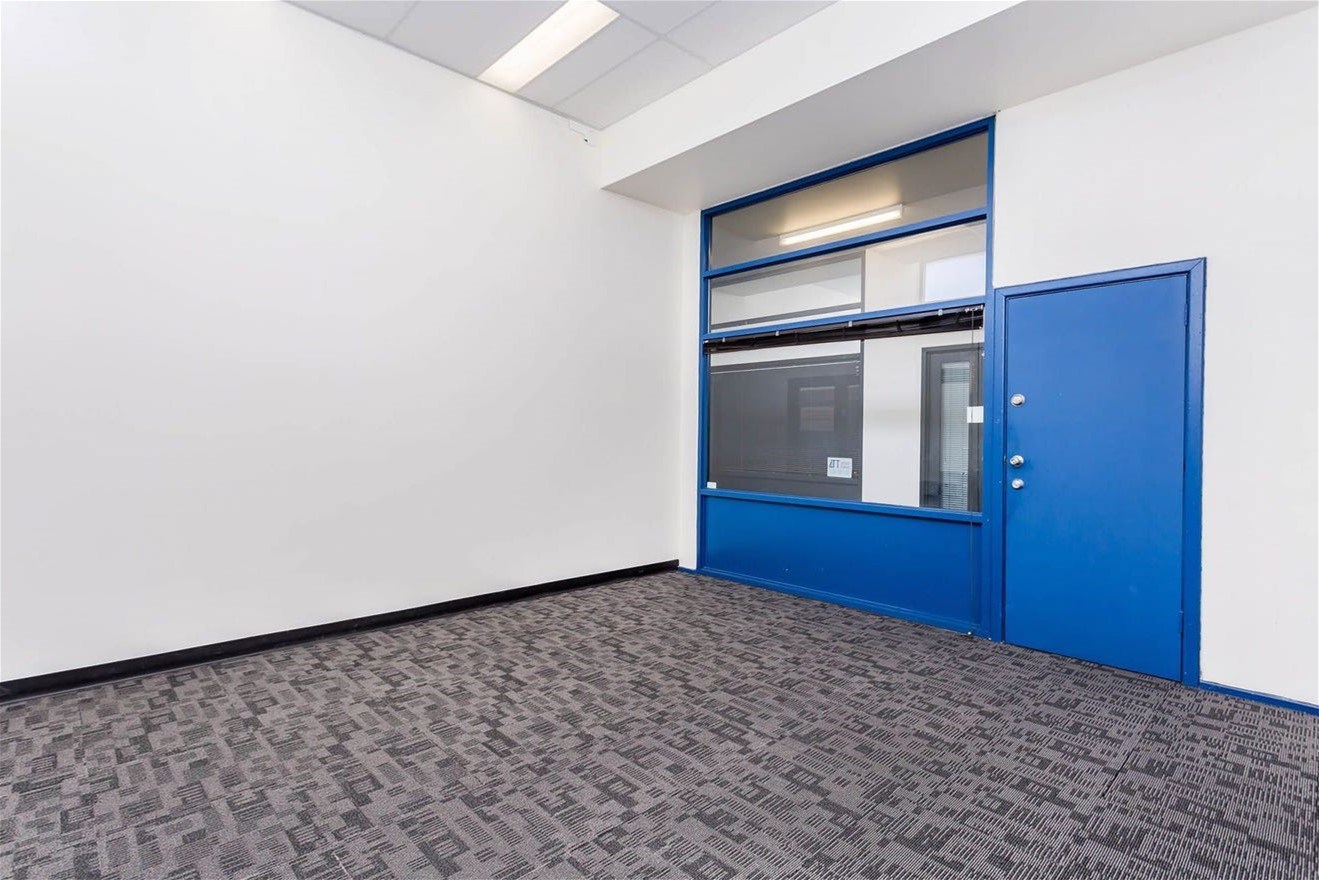 Modern, Professional Office Space, photo 2