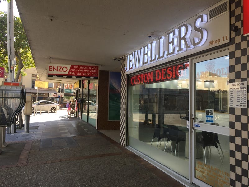 Retail Shop For Sale in Surfers Paradise