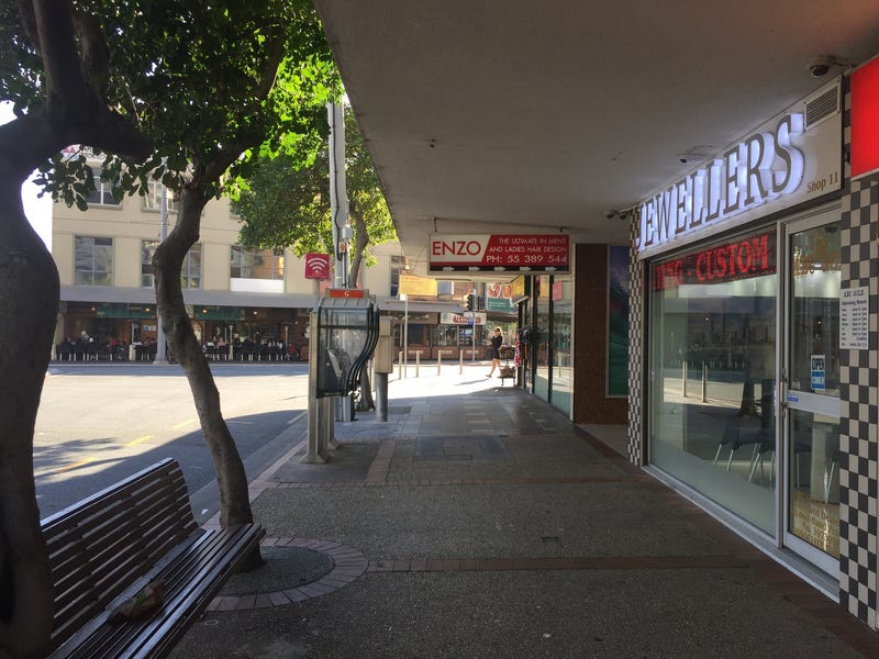 Retail Shop For Sale in 4