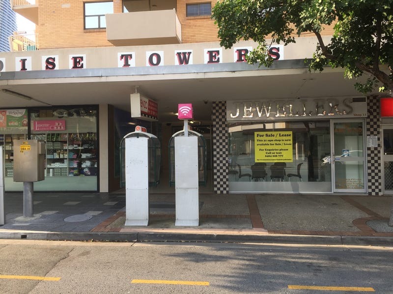 Retail Shop For Sale in 6
