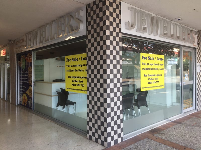 Retail Shop For Sale in 7