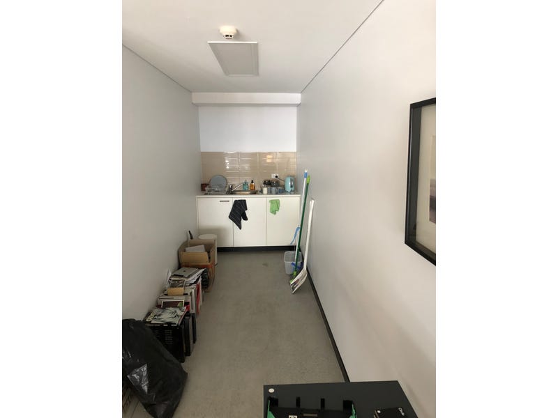 WAREHOUSE UNIT 92SQM 7