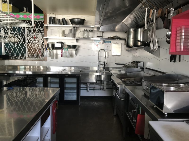 Business for Sale – Shop 2