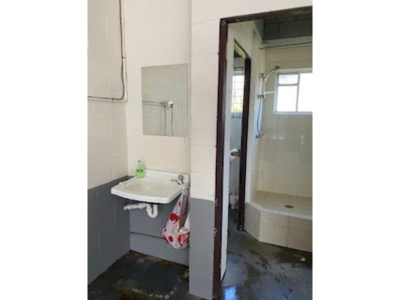 WAREHOUSE FOR SALE contract collapsed 6