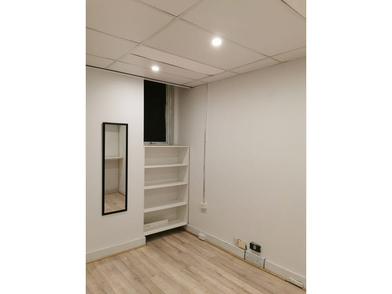 OFFICE lease new condition in 7