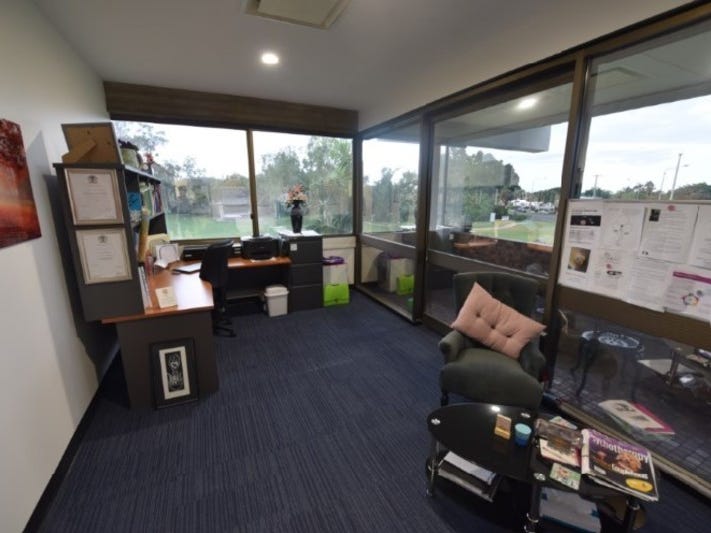 Modern premises with significant natural 2