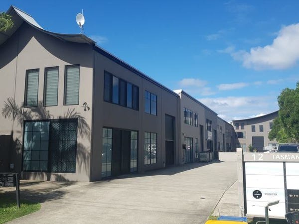 Prime Front Corner Unit 31