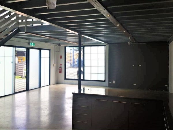 Prime Front Corner Unit 34