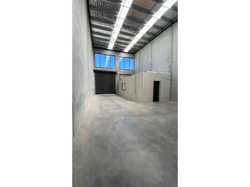 Rare Yarraville Office Warehouse Opportunity 4