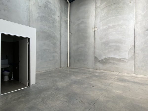 Rare Yarraville Office Warehouse Opportunity 5