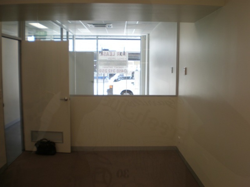 OFFICES/RETAIL IN PRIME HIGH ST 2