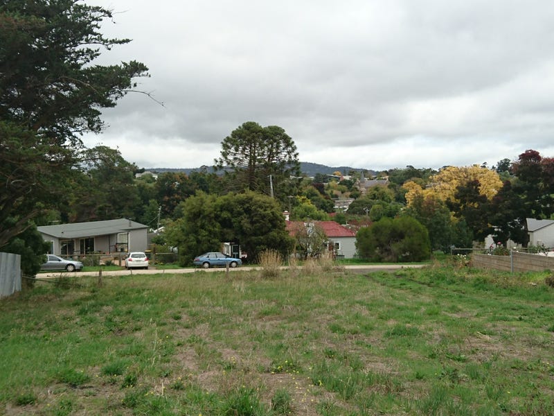 Township block – Clunes, Victoria 3