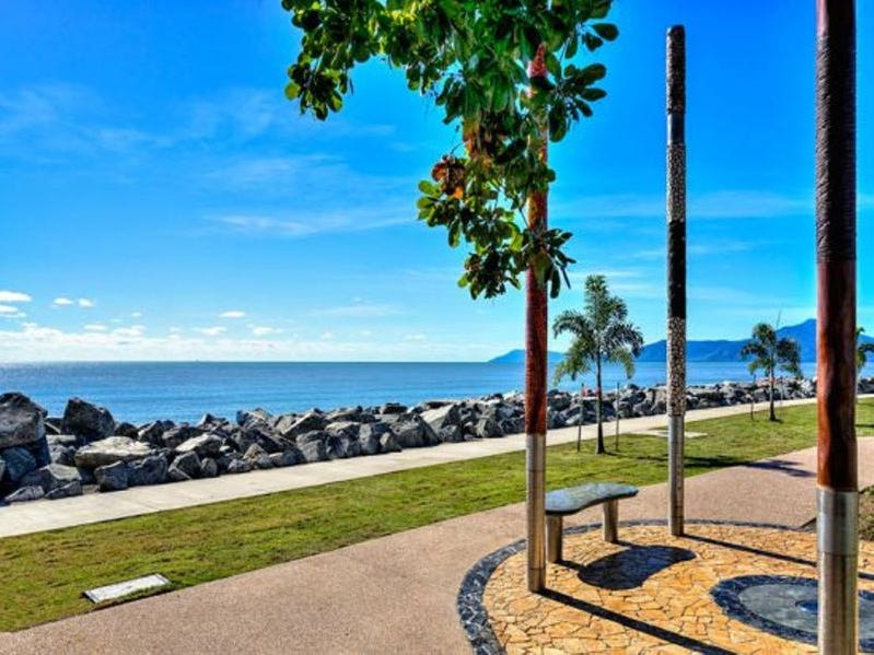 Residential Land at the Beach 4