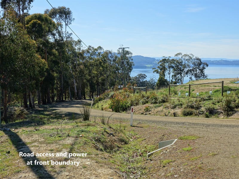 STUNNING WATER VIEWS WITH NORTHERLY 4