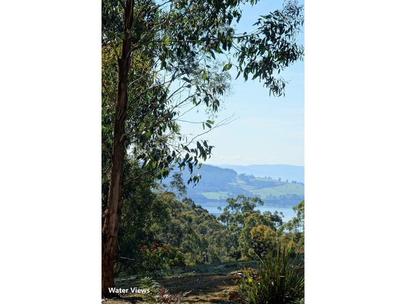 STUNNING WATER VIEWS WITH NORTHERLY 8