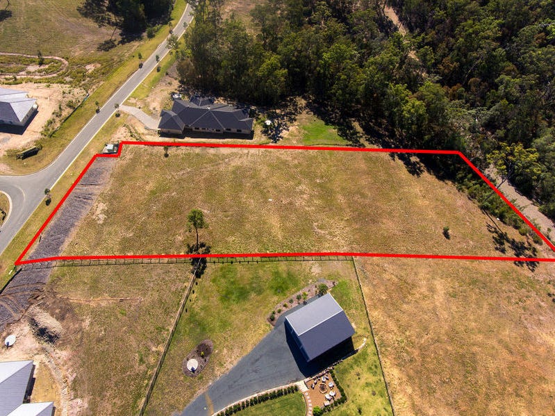 ACREAGE WITH VIEWS FOREVER!! 6