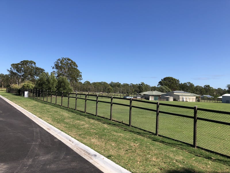 North Facing, Elevated, Fenced, Flood Free, No Easements or restrictions 3460m2 Lot