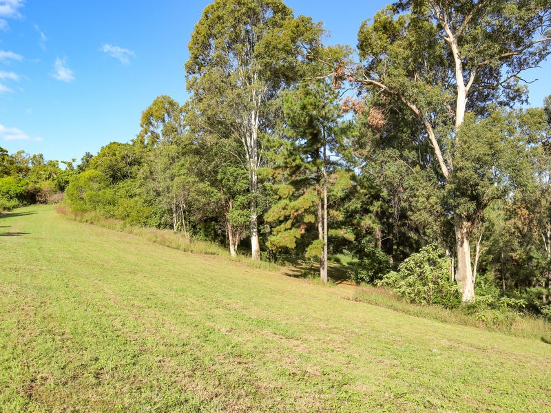 SOLD: Stunning Noosa Lifestyle Property 8