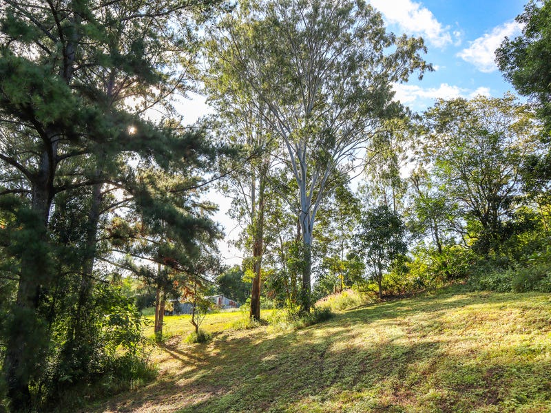 SOLD: Stunning Noosa Lifestyle Property 18